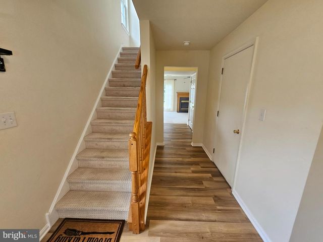 239 WILLIAM LIVINGSTON CT, Princeton, NJ 08540