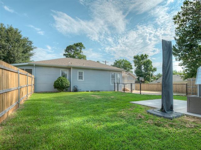 1201 N Beard Avenue, Shawnee, OK 74801