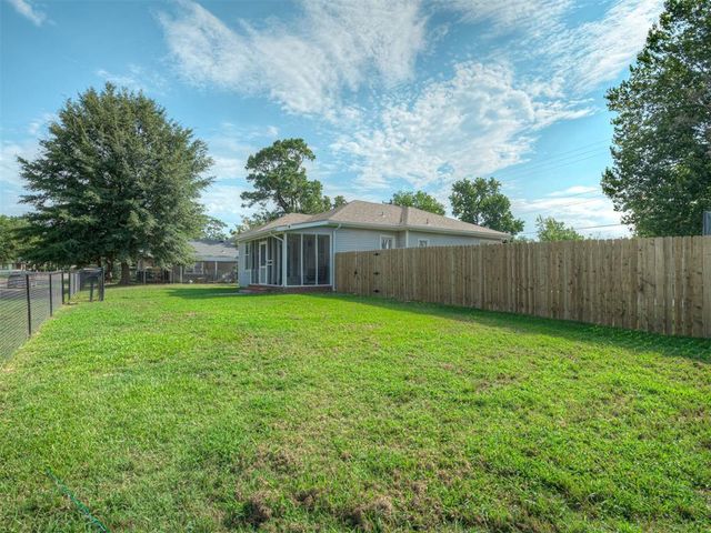 1201 N Beard Avenue, Shawnee, OK 74801