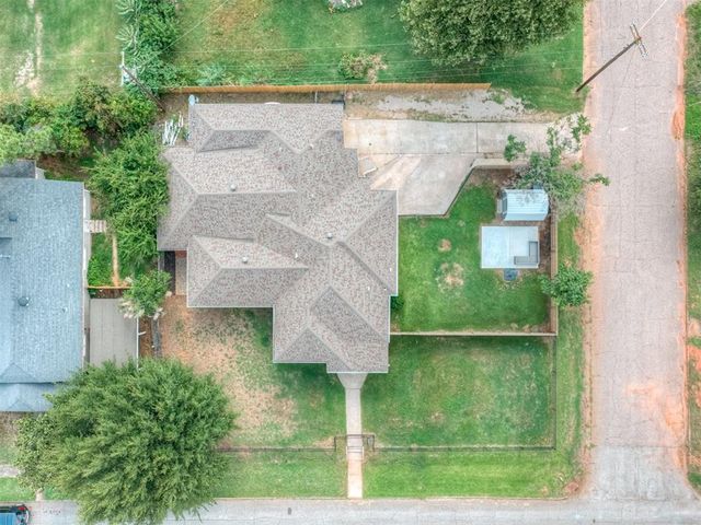 1201 N Beard Avenue, Shawnee, OK 74801