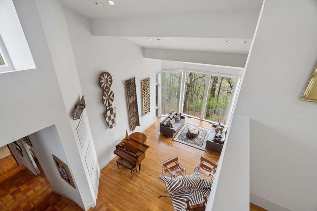 5870 Fredricksburg Dr, Nashville, TN 37215