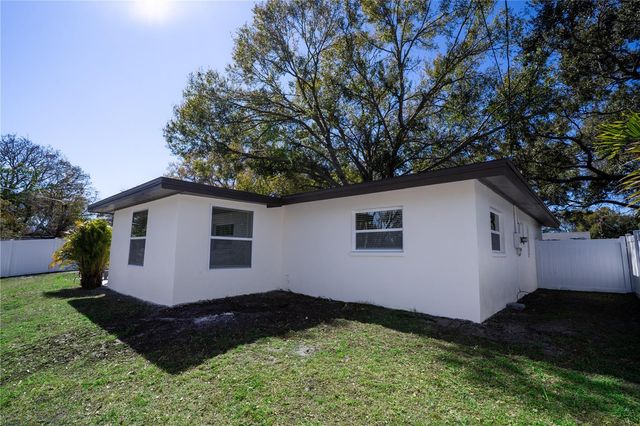 1543 EVERGREEN AVENUE S, Clearwater, FL 33756