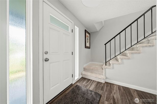 3706 S 256th Court, Kent, WA 98032