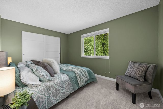 3706 S 256th Court, Kent, WA 98032