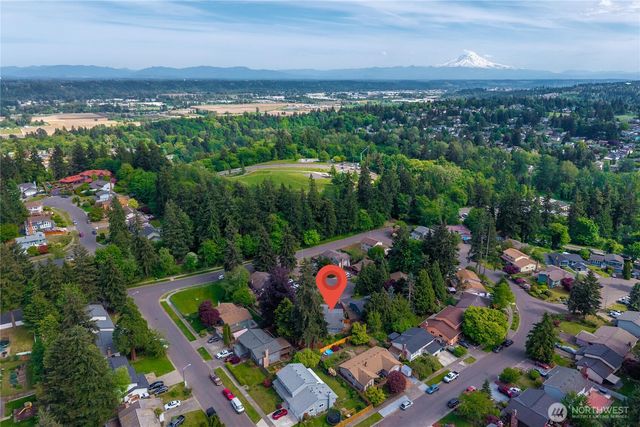 3706 S 256th Court, Kent, WA 98032