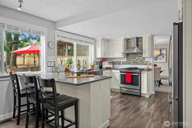 3706 S 256th Court, Kent, WA 98032