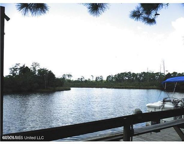 11 Devils Elbow, Diamondhead, MS 39525