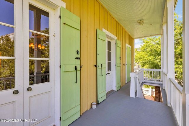 11 Devils Elbow, Diamondhead, MS 39525