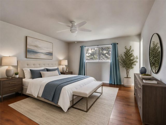 913 W Galveston Street, League City, TX 77573