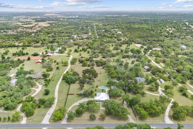 190 Young Ranch RD, Georgetown, TX 78633