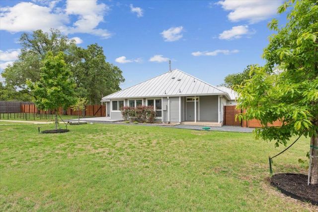 190 Young Ranch RD, Georgetown, TX 78633