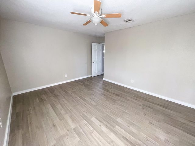 4612 W Orange Street, Pearland, TX 77581