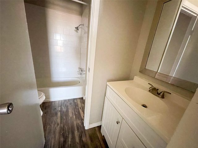 4612 W Orange Street, Pearland, TX 77581