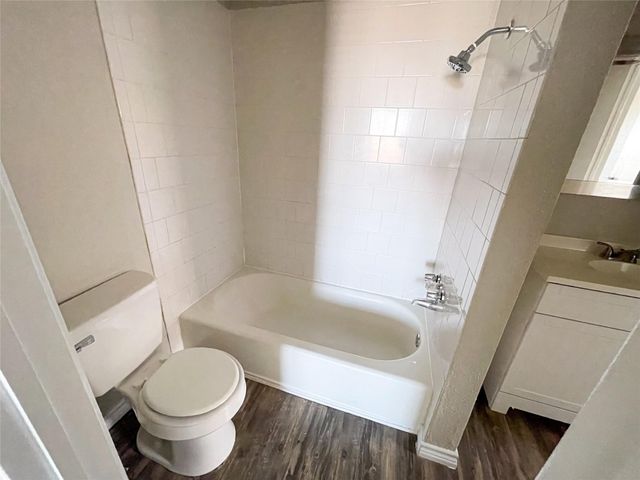 4612 W Orange Street, Pearland, TX 77581