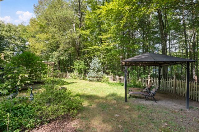 17 Conservation Drive, Douglas, MA 01516