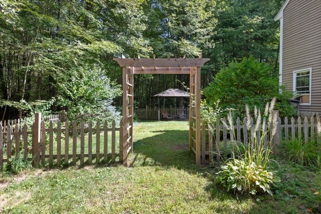 17 Conservation Drive, Douglas, MA 01516