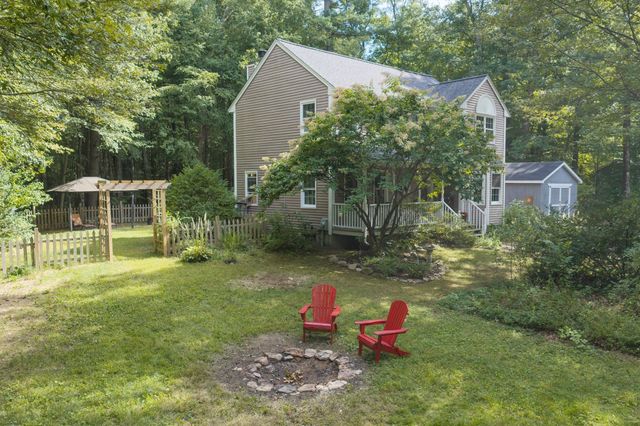 17 Conservation Drive, Douglas, MA 01516