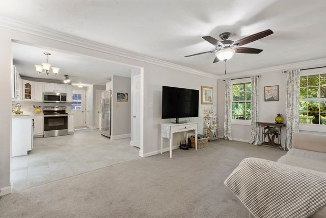 17 Conservation Drive, Douglas, MA 01516