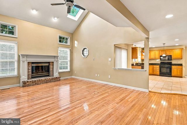 28 MEETINGHOUSE CT, Shamong, NJ 08088