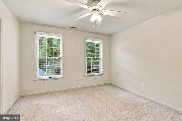 28 MEETINGHOUSE CT, Shamong, NJ 08088