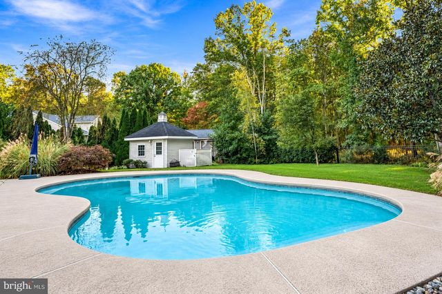 28 MEETINGHOUSE CT, Shamong, NJ 08088