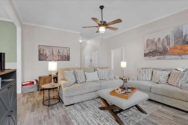 10218 E 114th Place S, Bixby, OK 74008
