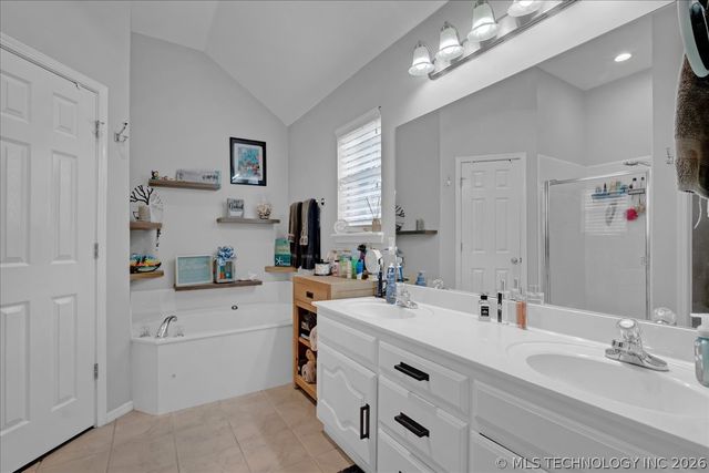 10218 E 114th Place S, Bixby, OK 74008