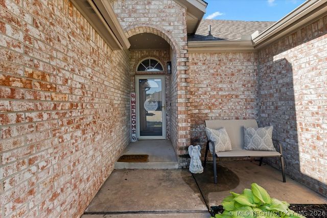 10218 E 114th Place S, Bixby, OK 74008