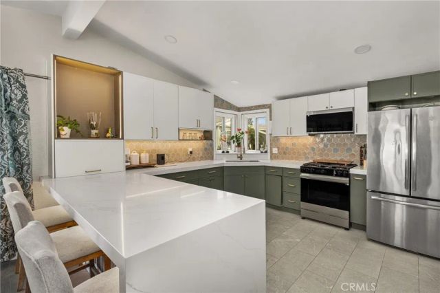 23301 Ridge Route Dr 56, Laguna Hills, CA 92653