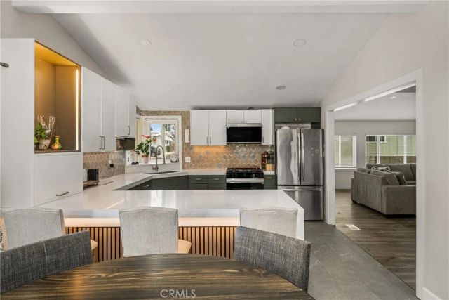 23301 Ridge Route Dr 56, Laguna Hills, CA 92653