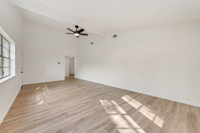 907 Melanie Lane, Keene, TX 76059
