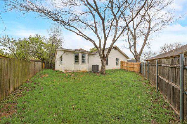 907 Melanie Lane, Keene, TX 76059