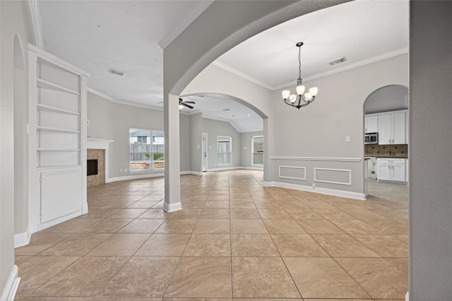 1096 Gladstone Drive, League City, TX 77573