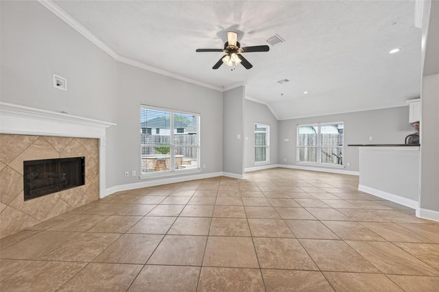 1096 Gladstone Drive, League City, TX 77573