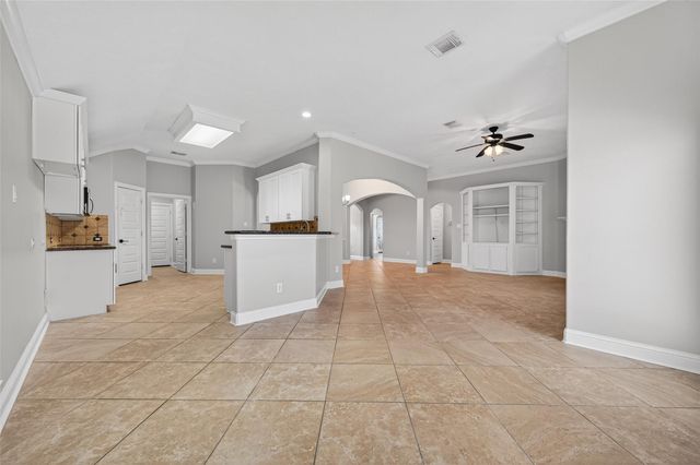 1096 Gladstone Drive, League City, TX 77573