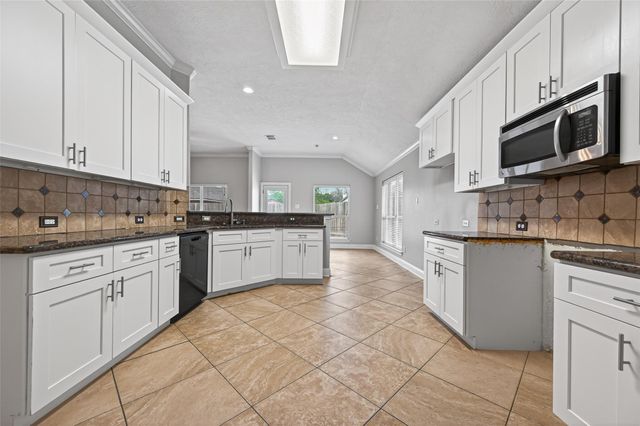 1096 Gladstone Drive, League City, TX 77573