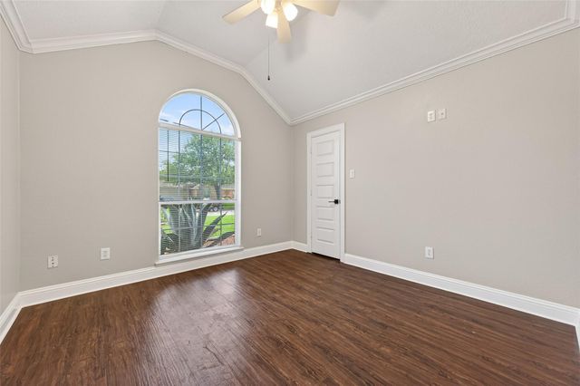 1096 Gladstone Drive, League City, TX 77573