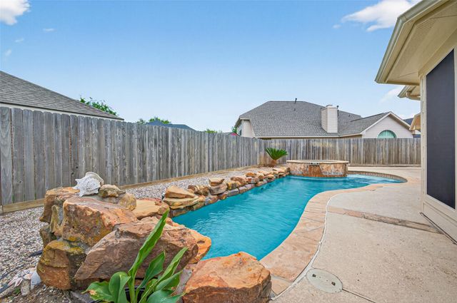 1096 Gladstone Drive, League City, TX 77573
