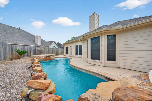 1096 Gladstone Drive, League City, TX 77573