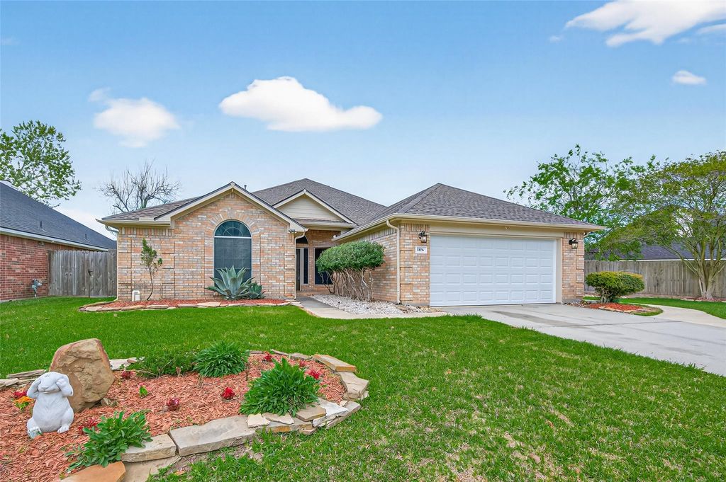 1096 Gladstone Drive, League City, TX 77573