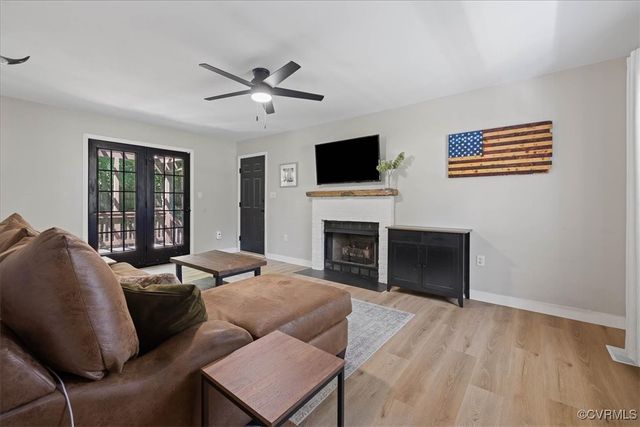 3301 Appleford Dr, Chester, VA 23831