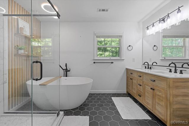 3301 Appleford Dr, Chester, VA 23831