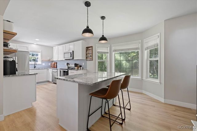 3301 Appleford Dr, Chester, VA 23831