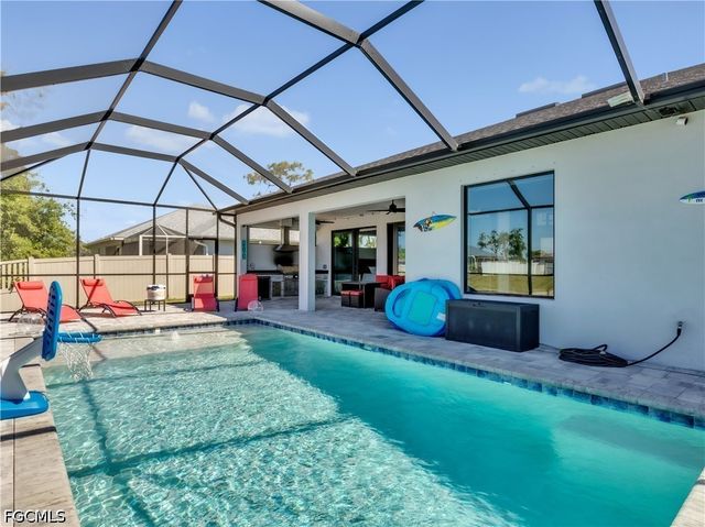 325 SW 21st LN, Cape Coral, FL 33991