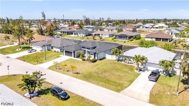 325 SW 21st LN, Cape Coral, FL 33991