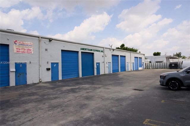 7215 NW 41st Street H, Miami, FL 33166