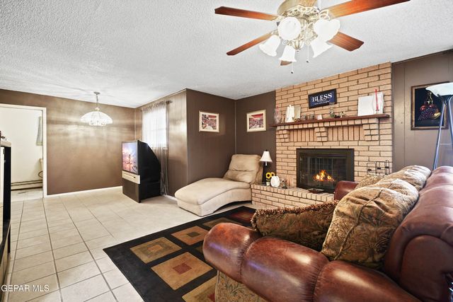 9501 MCINTOSH Drive, El Paso, TX 79925