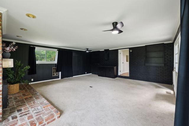 1155 Ridge Hill Rd, Goodlettsville, TN 37072