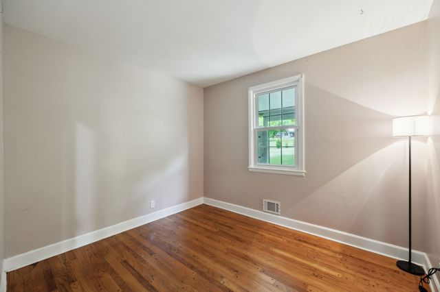 1155 Ridge Hill Rd, Goodlettsville, TN 37072