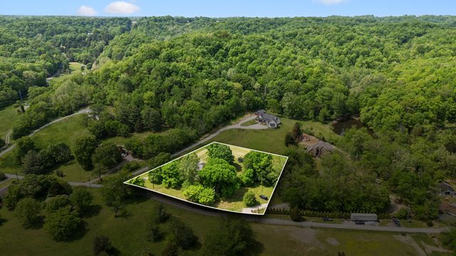 1155 Ridge Hill Rd, Goodlettsville, TN 37072